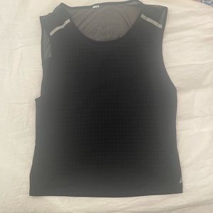 NEW BALANCE SLEEVELESS MESH WORKOUT TOP